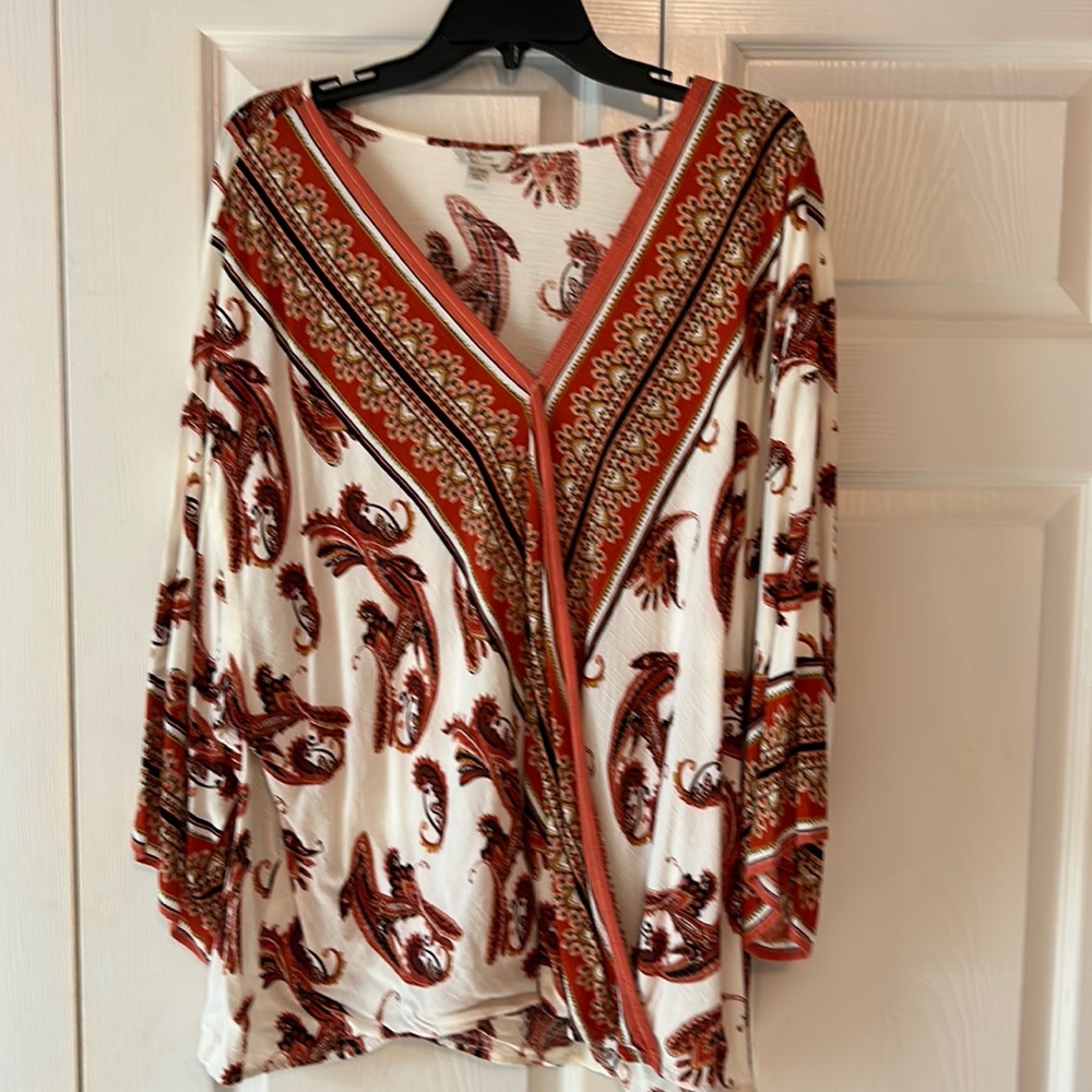 great top for fall. size 22/24W.  3/4 sleeve